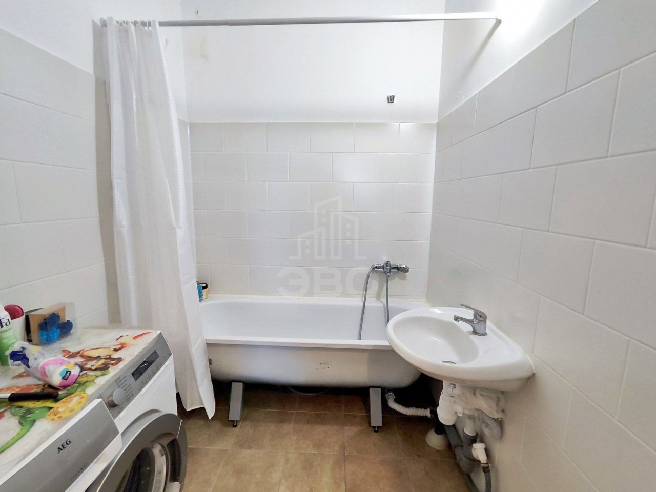 двухкомнатная квартира в Санкт-Петербург по адресу: Чарушинская ул., 10, строение 1