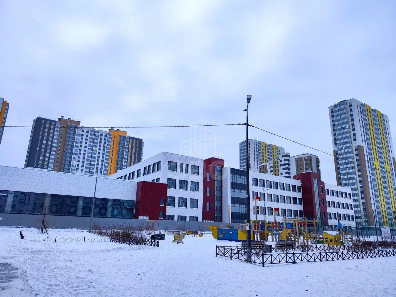 двухкомнатная квартира в Санкт-Петербург по адресу: Чарушинская ул., 10, строение 1