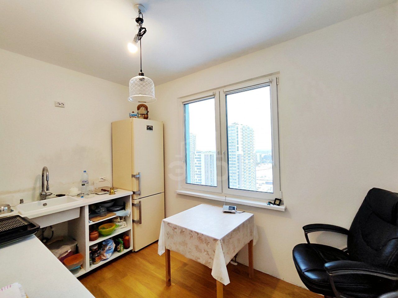 двухкомнатная квартира в Санкт-Петербург по адресу: Чарушинская ул., 10, строение 1