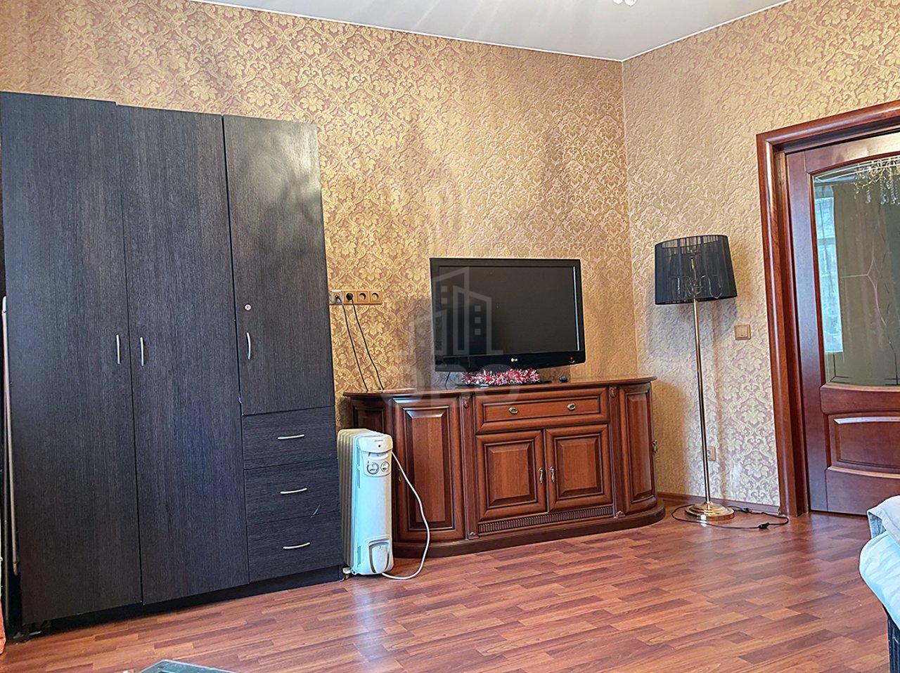 однокомнатная квартира в Санкт-Петербурге по адресу: Новочеркасский проспект, 41/14