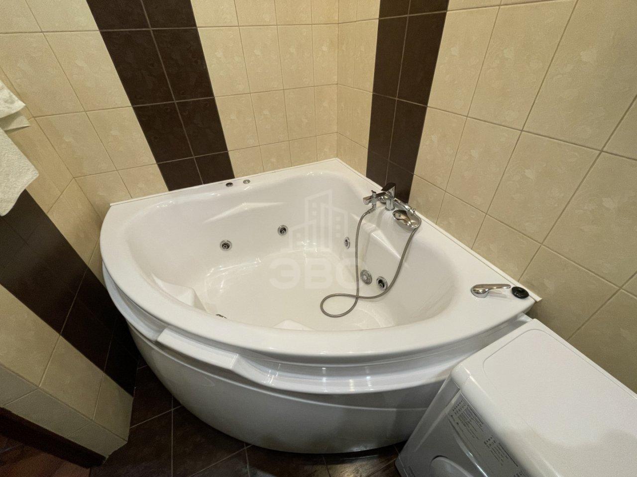 однокомнатная квартира в Санкт-Петербурге по адресу: Новочеркасский проспект, 41/14