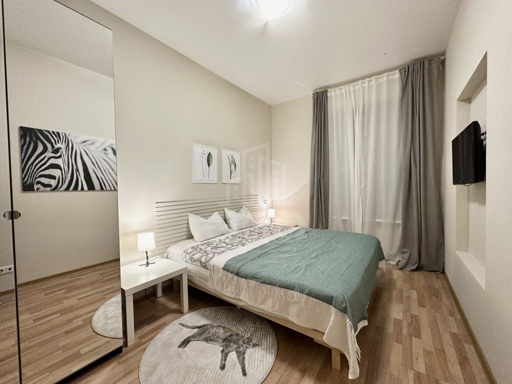 однокомнатная квартира в Санкт-Петербурге по адресу: Джамбула пер., 17