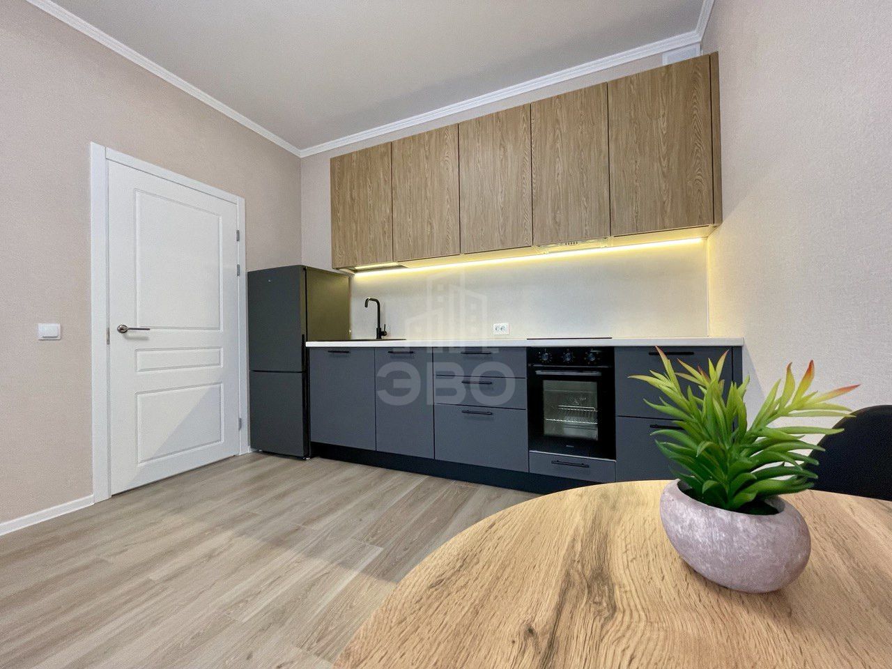 однокомнатная квартира в Санкт-Петербурге по адресу: Нины Петровой ул., 7, к 1