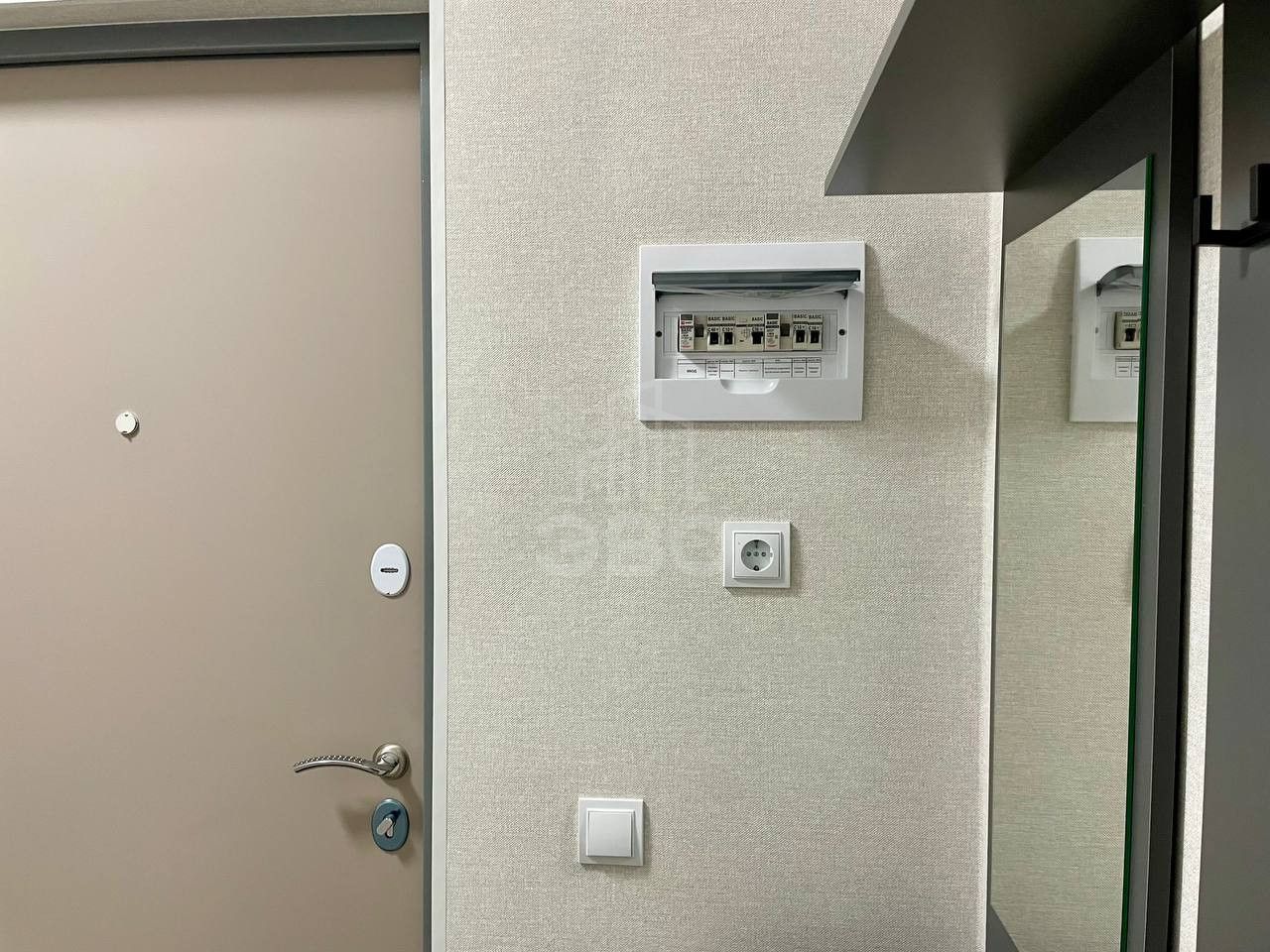 однокомнатная квартира в Санкт-Петербурге по адресу: Нины Петровой ул., 7, к 1