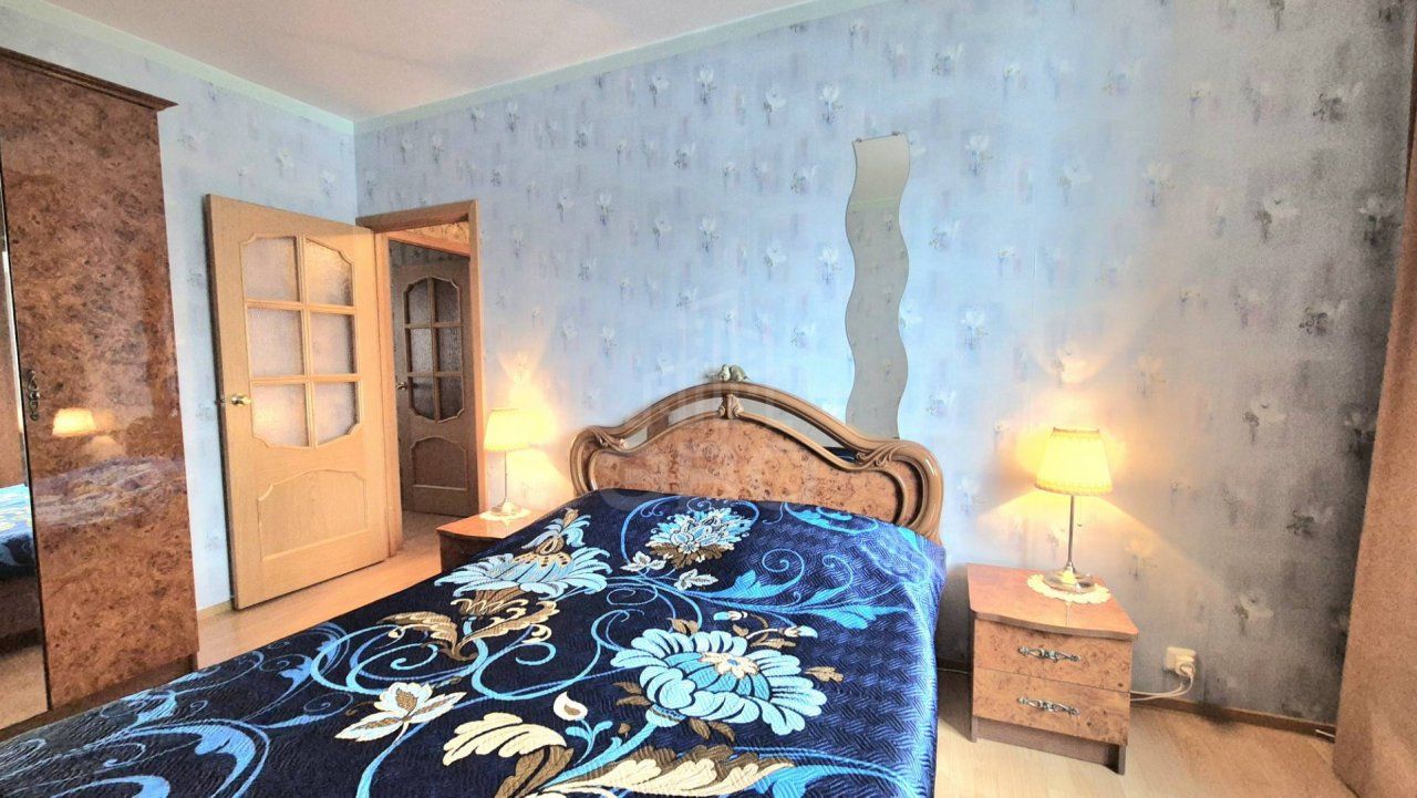 двухкомнатная квартира в Ленинградской области по адресу: Центральная ул., 1, к 1