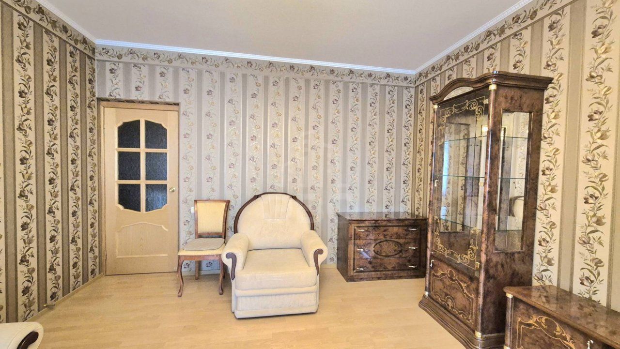 двухкомнатная квартира в Ленинградской области по адресу: Центральная ул., 1, к 1