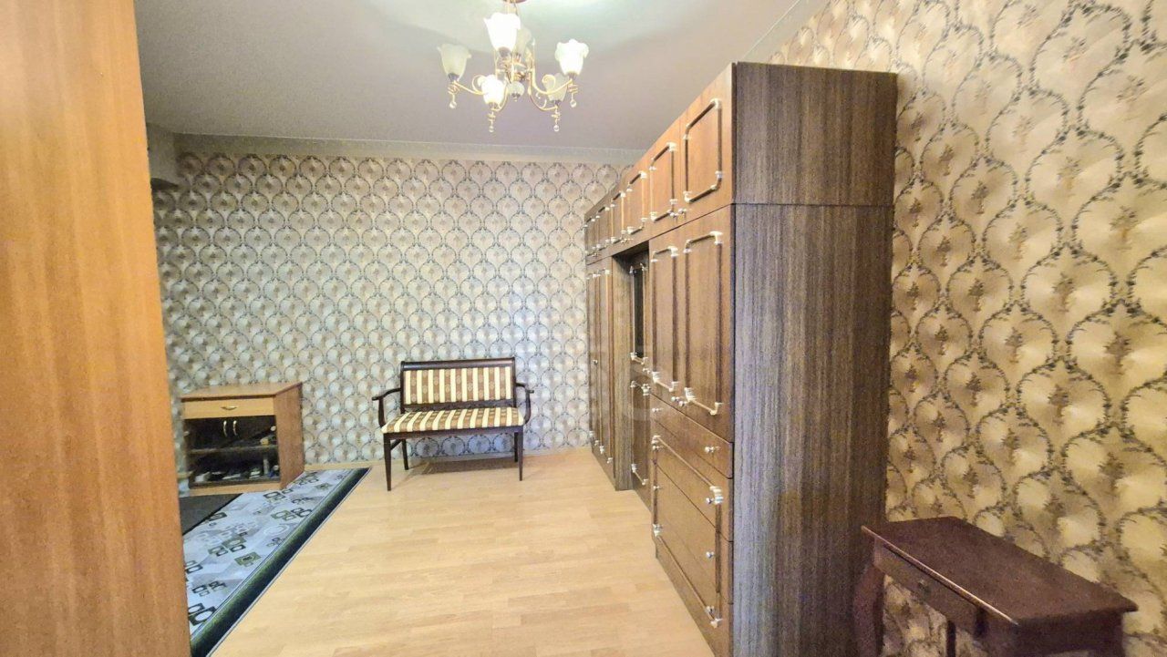 двухкомнатная квартира в Ленинградской области по адресу: Центральная ул., 1, к 1