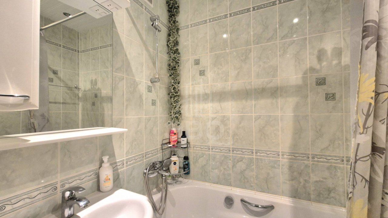 двухкомнатная квартира в Ленинградской области по адресу: Центральная ул., 1, к 1