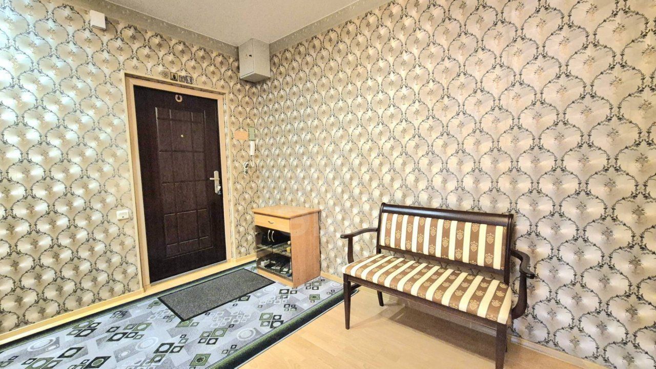 двухкомнатная квартира в Ленинградской области по адресу: Центральная ул., 1, к 1