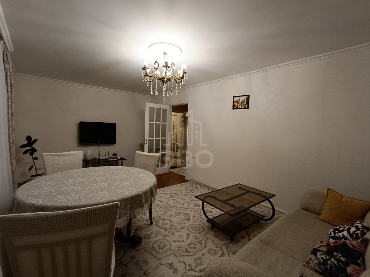 двухкомнатная квартира в Санкт-Петербурге по адресу: Революции ш., 16