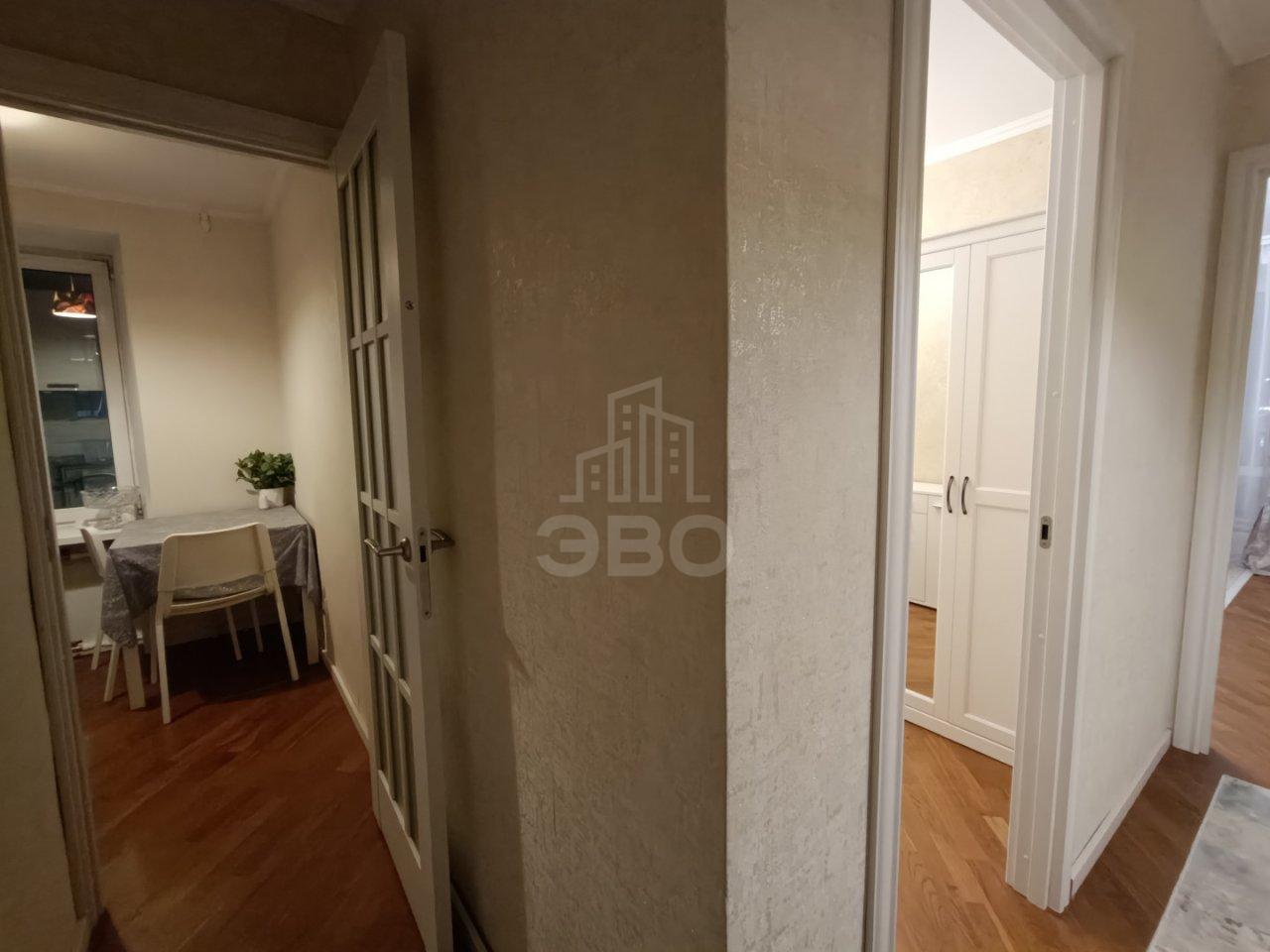 двухкомнатная квартира в Санкт-Петербурге по адресу: Революции ш., 16