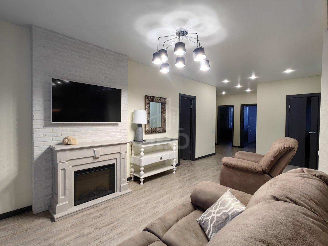 четырехкомнатная квартира в Санкт-Петербурге по адресу: Кременчугская ул., 17, к 2, литера а