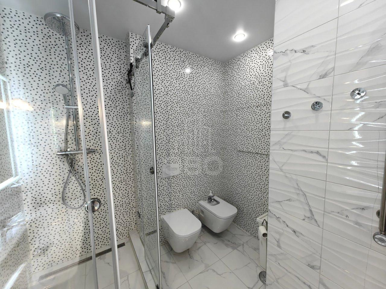 четырехкомнатная квартира в Санкт-Петербурге по адресу: Кременчугская ул., 17, к 2, литера а