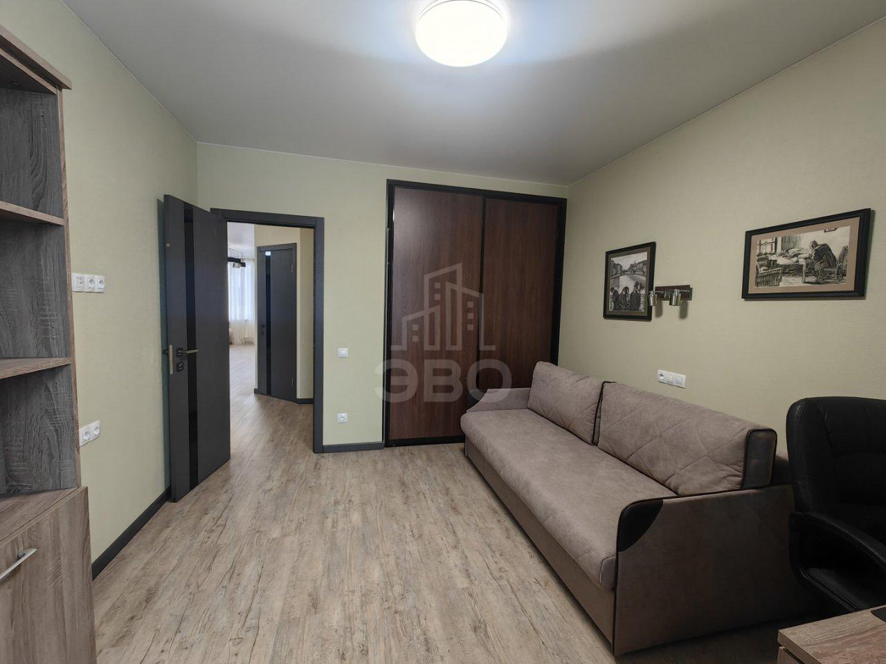 четырехкомнатная квартира в Санкт-Петербурге по адресу: Кременчугская ул., 17, к 2, литера а