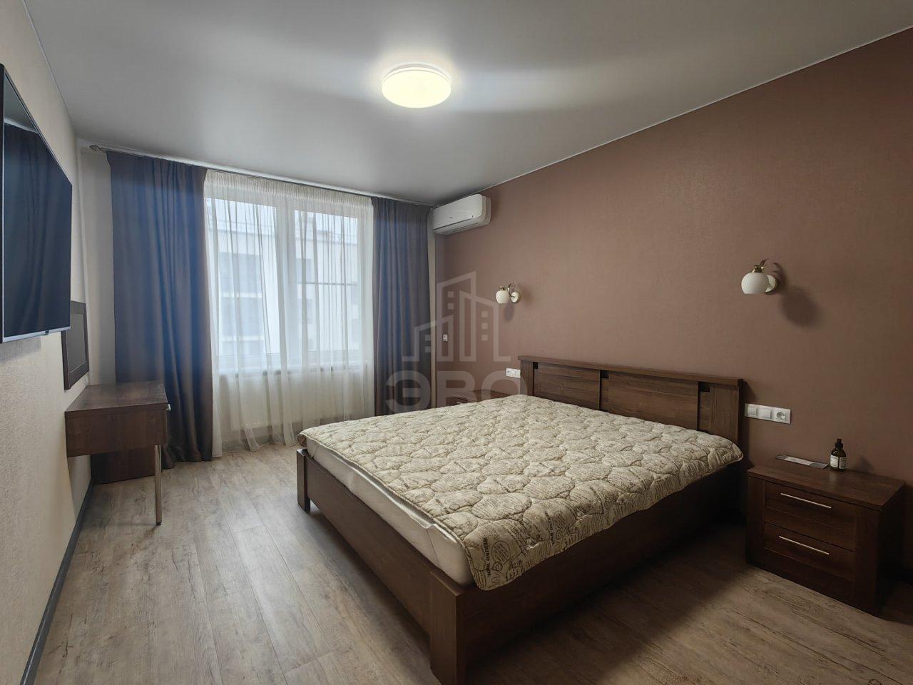 четырехкомнатная квартира в Санкт-Петербурге по адресу: Кременчугская ул., 17, к 2, литера а