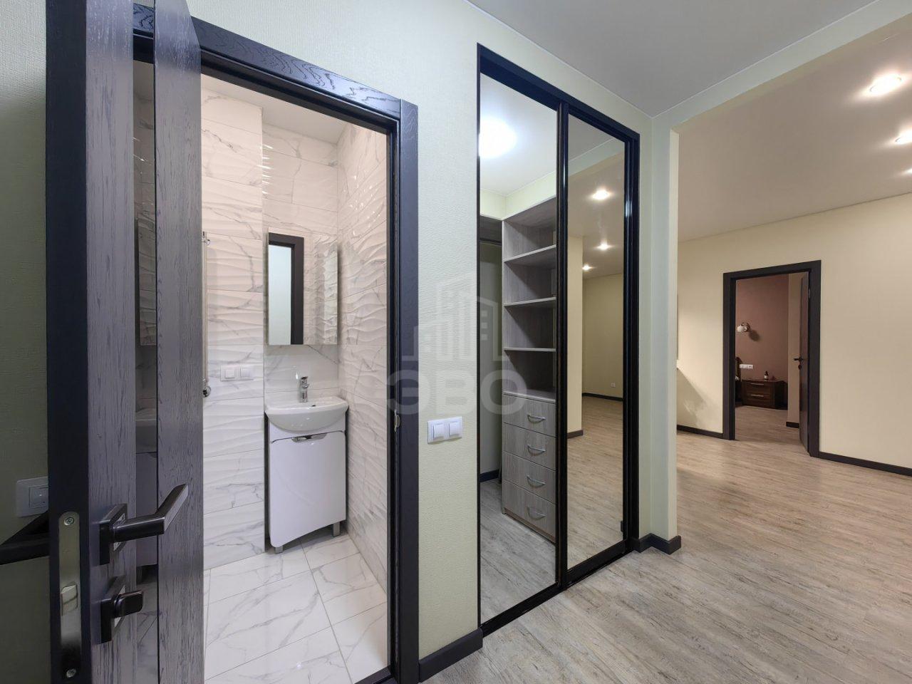 четырехкомнатная квартира в Санкт-Петербурге по адресу: Кременчугская ул., 17, к 2, литера а