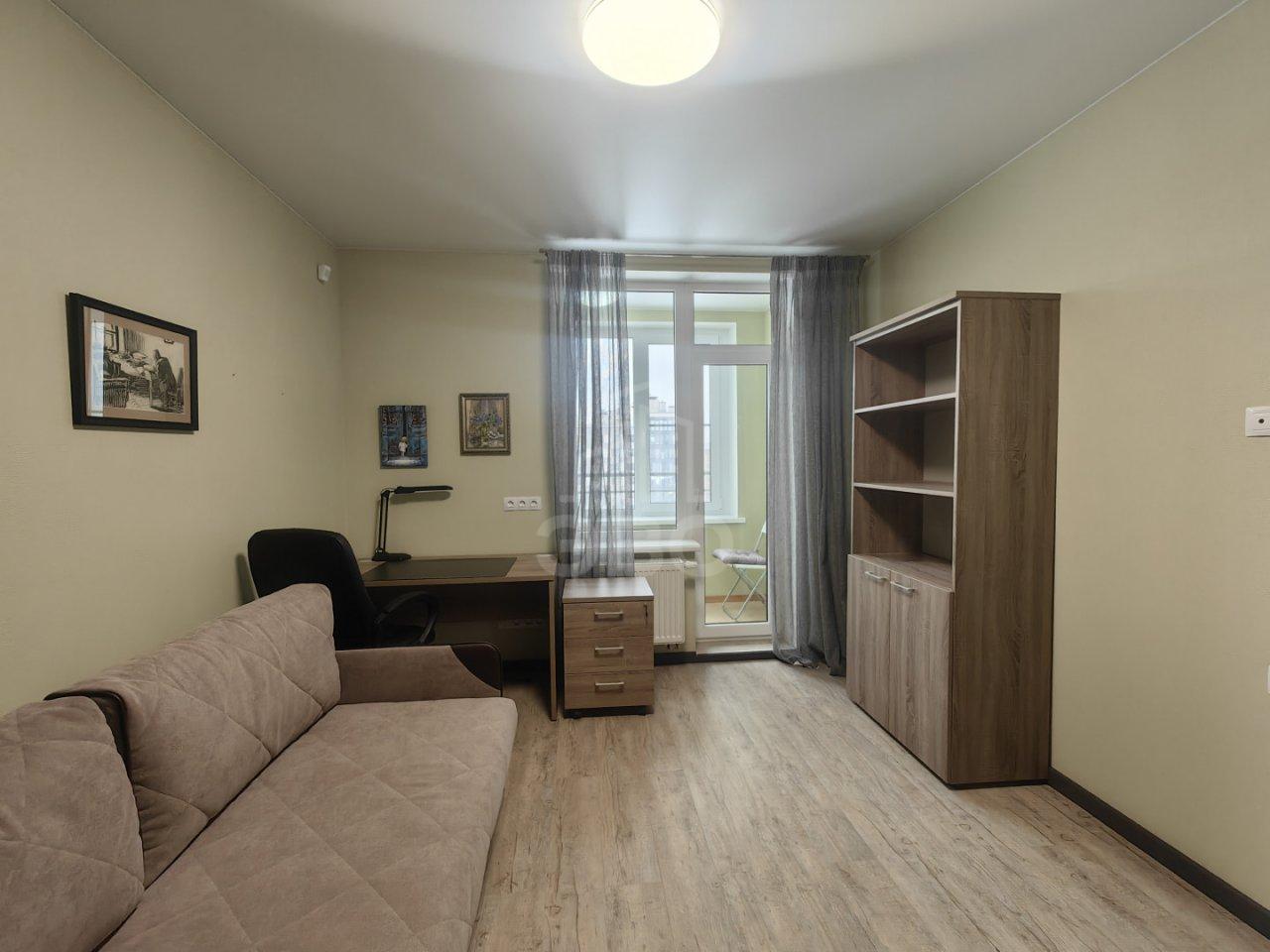 четырехкомнатная квартира в Санкт-Петербурге по адресу: Кременчугская ул., 17, к 2, литера а