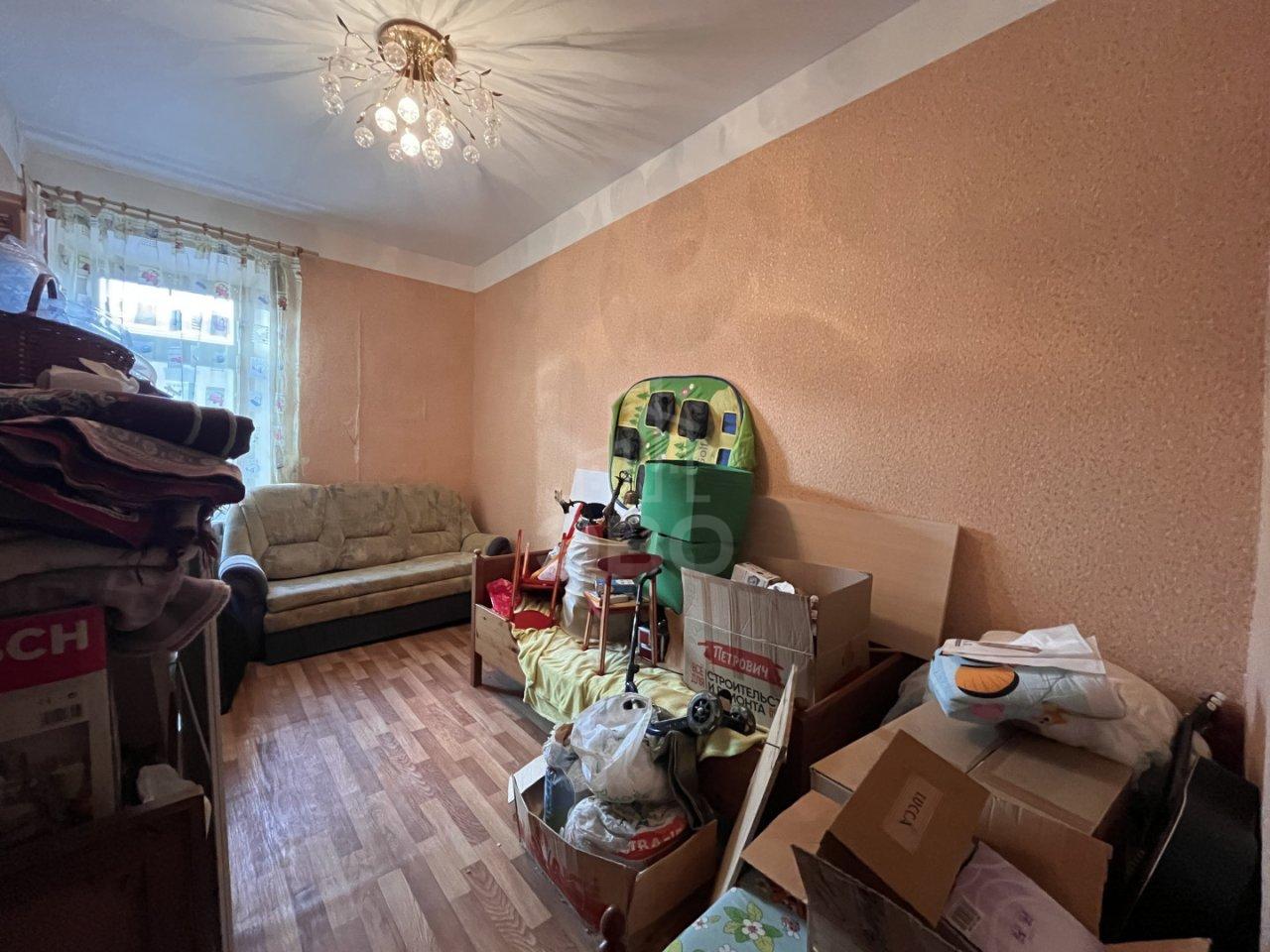 трехкомнатная квартира в Санкт-Петербурге по адресу: Парголовская ул., 12, литера б