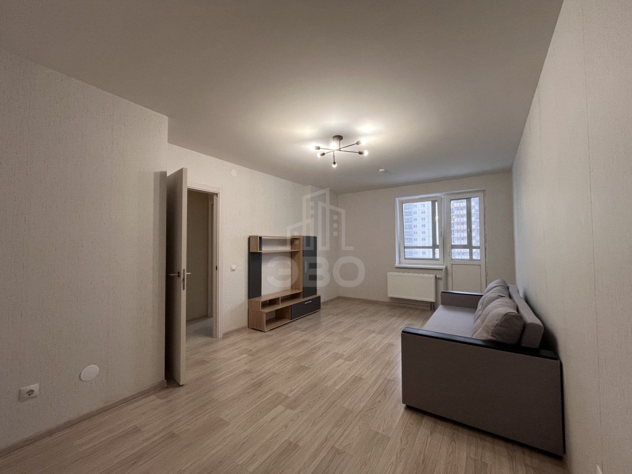 однокомнатная квартира в Санкт-Петербурге по адресу: Ленинский проспект, 68, строение 1