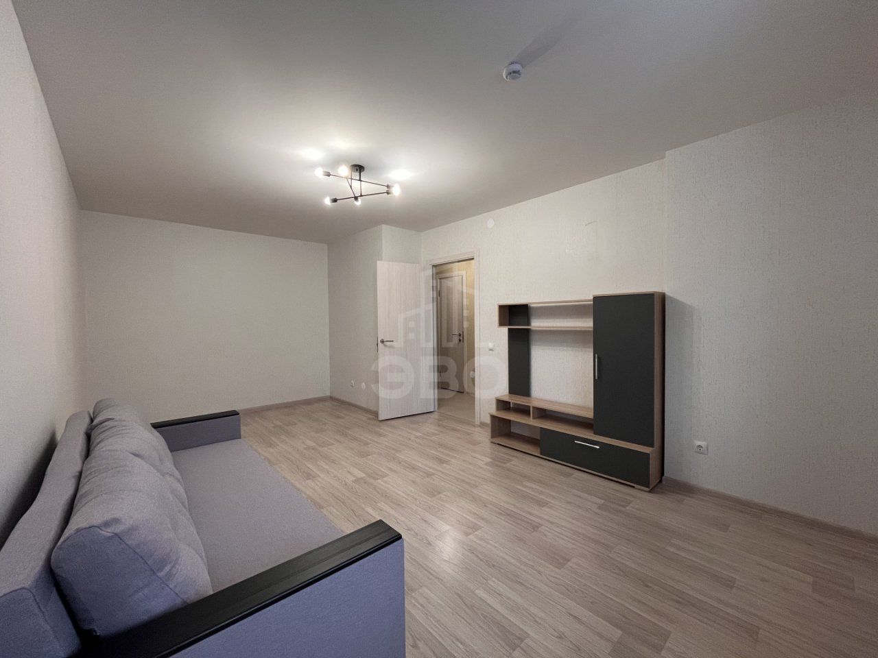 однокомнатная квартира в Санкт-Петербурге по адресу: Ленинский проспект, 68, строение 1