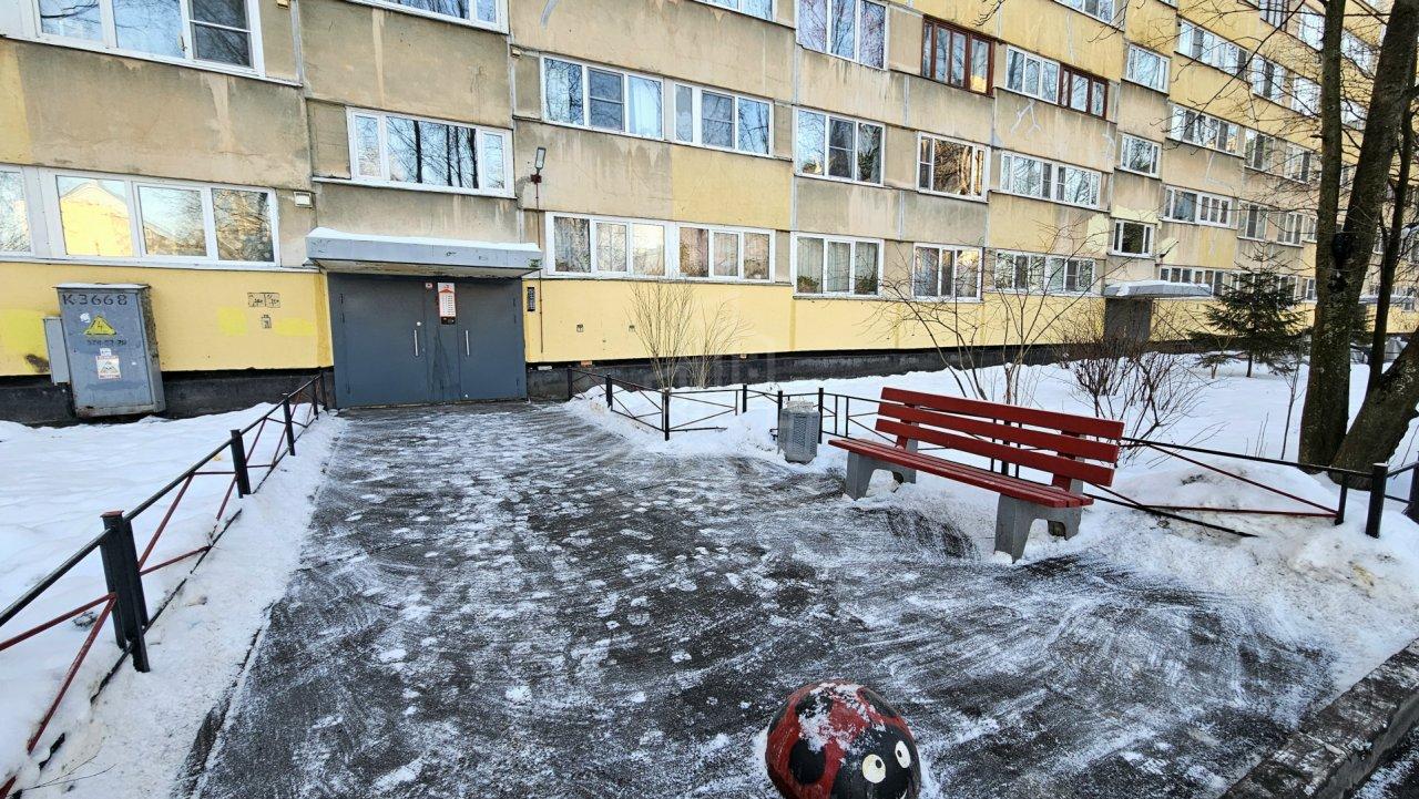 двухкомнатная квартира в Санкт-Петербурге по адресу: Петергофское ш., 21, к 1