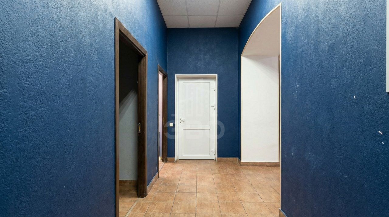 многокомнатная квартира в Санкт-Петербурге по адресу: Захарьевская ул., 9