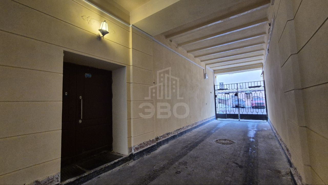 многокомнатная квартира в Санкт-Петербурге по адресу: Захарьевская ул., 9