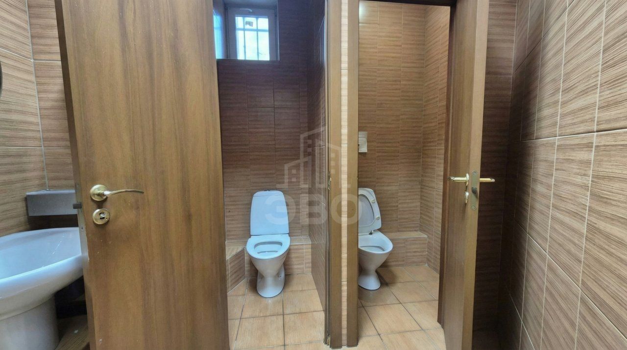 многокомнатная квартира в Санкт-Петербурге по адресу: Захарьевская ул., 9