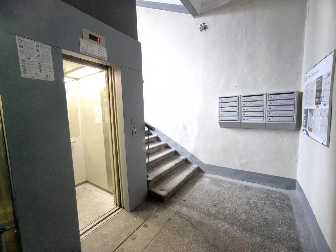 комната в Санкт-Петербурге по адресу: Обуховской Обороны проспект, 39