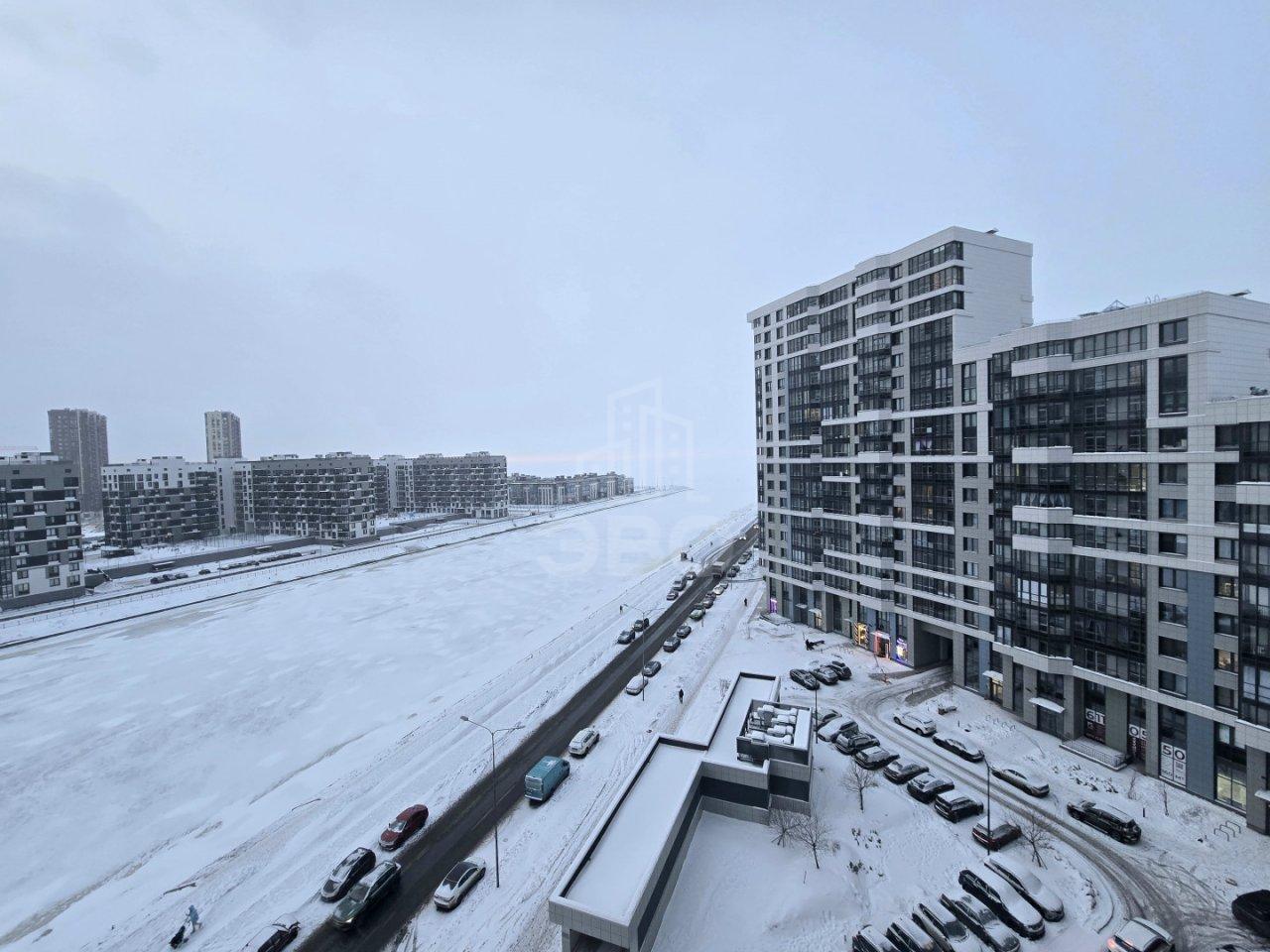трехкомнатная квартира в Санкт-Петербурге по адресу: Маршала Захарова ул., 8