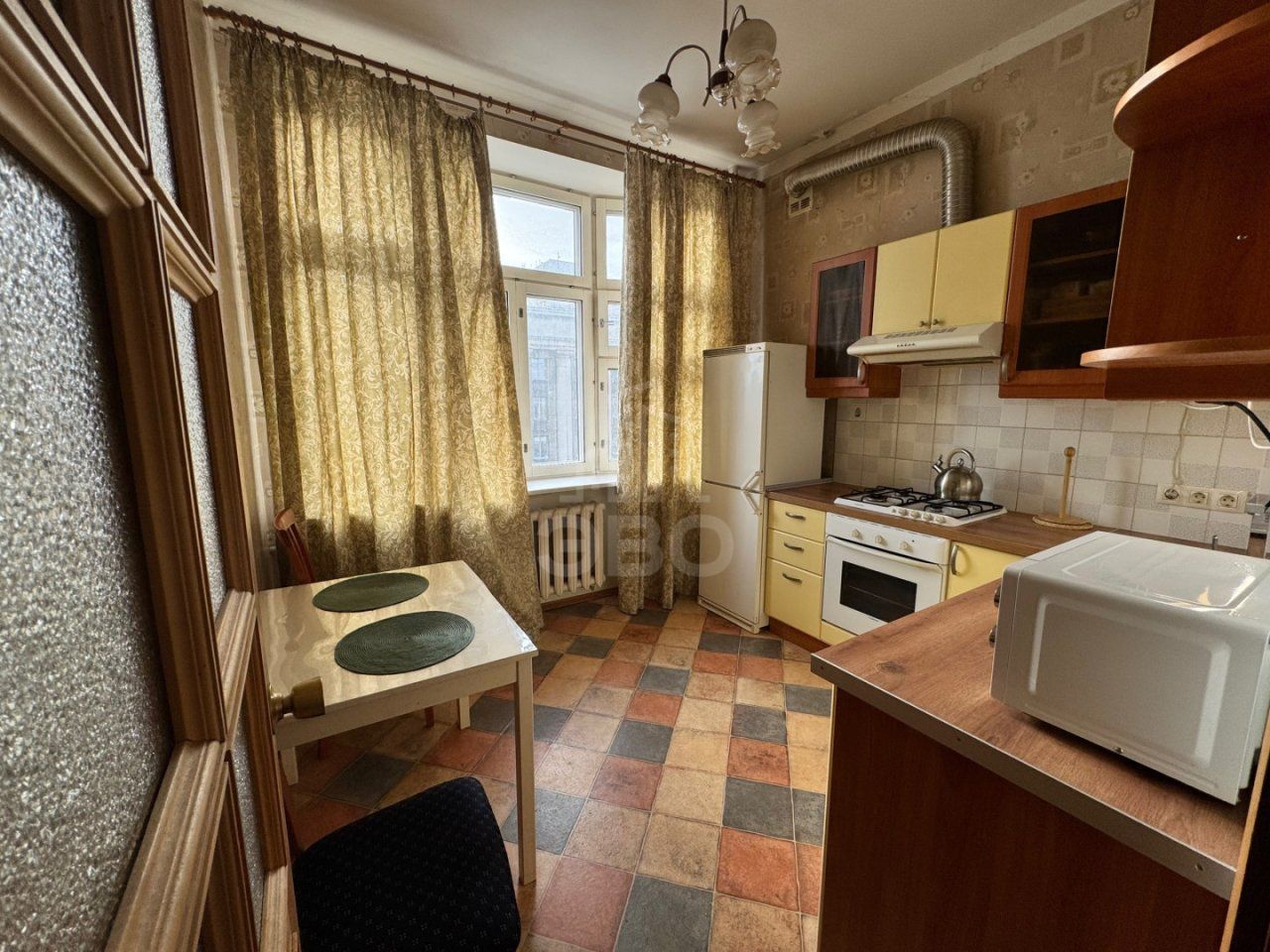 двухкомнатная квартира в Санкт-Петербурге по адресу: Типанова ул., 3