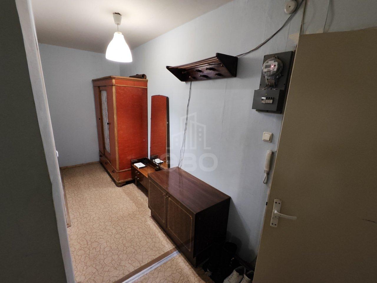 однокомнатная квартира в Санкт-Петербурге по адресу: Сикейроса ул., 12