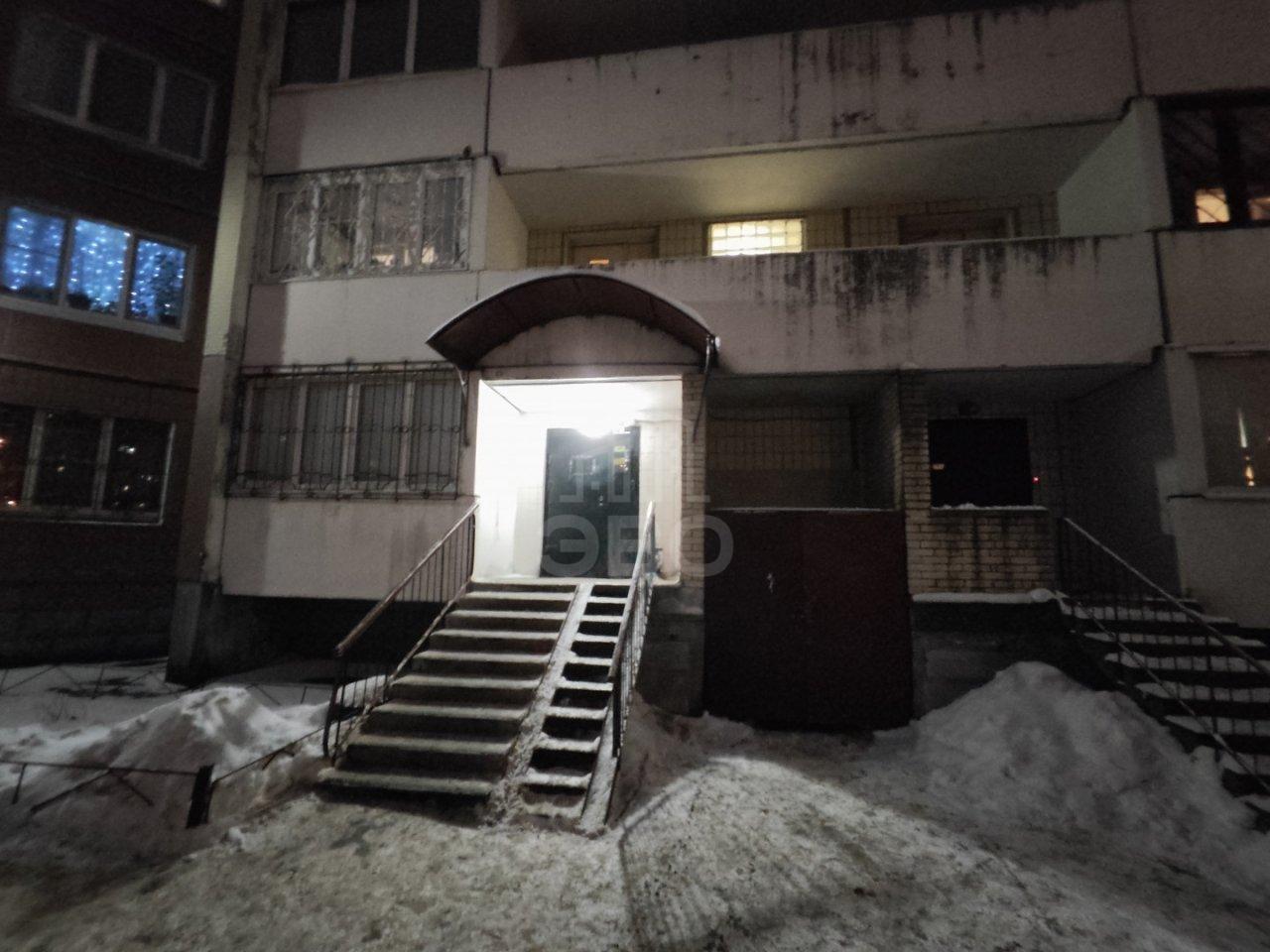 однокомнатная квартира в Санкт-Петербурге по адресу: Сикейроса ул., 12