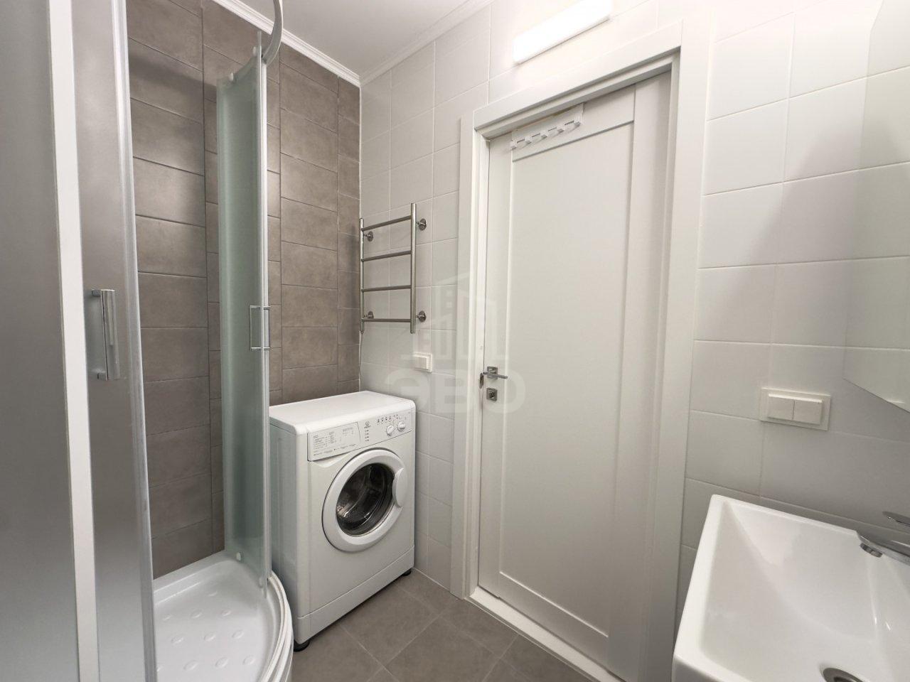 однокомнатная квартира в Санкт-Петербурге по адресу: Пахомовская ул., 14, к 2, строение 1