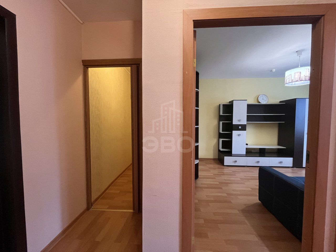 однокомнатная квартира в Санкт-Петербурге по адресу: Фёдора Абрамова ул., 23, к 1