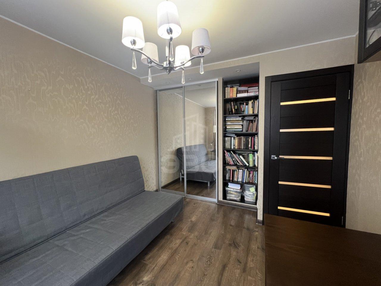 трехкомнатная квартира в Санкт-Петербурге по адресу: Космонавтов проспект, 68, к 2