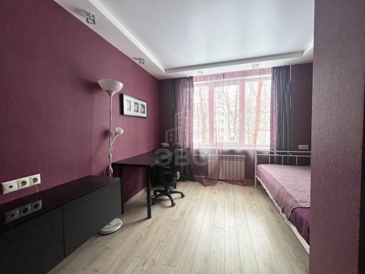 трехкомнатная квартира в Санкт-Петербурге по адресу: Космонавтов проспект, 68, к 2