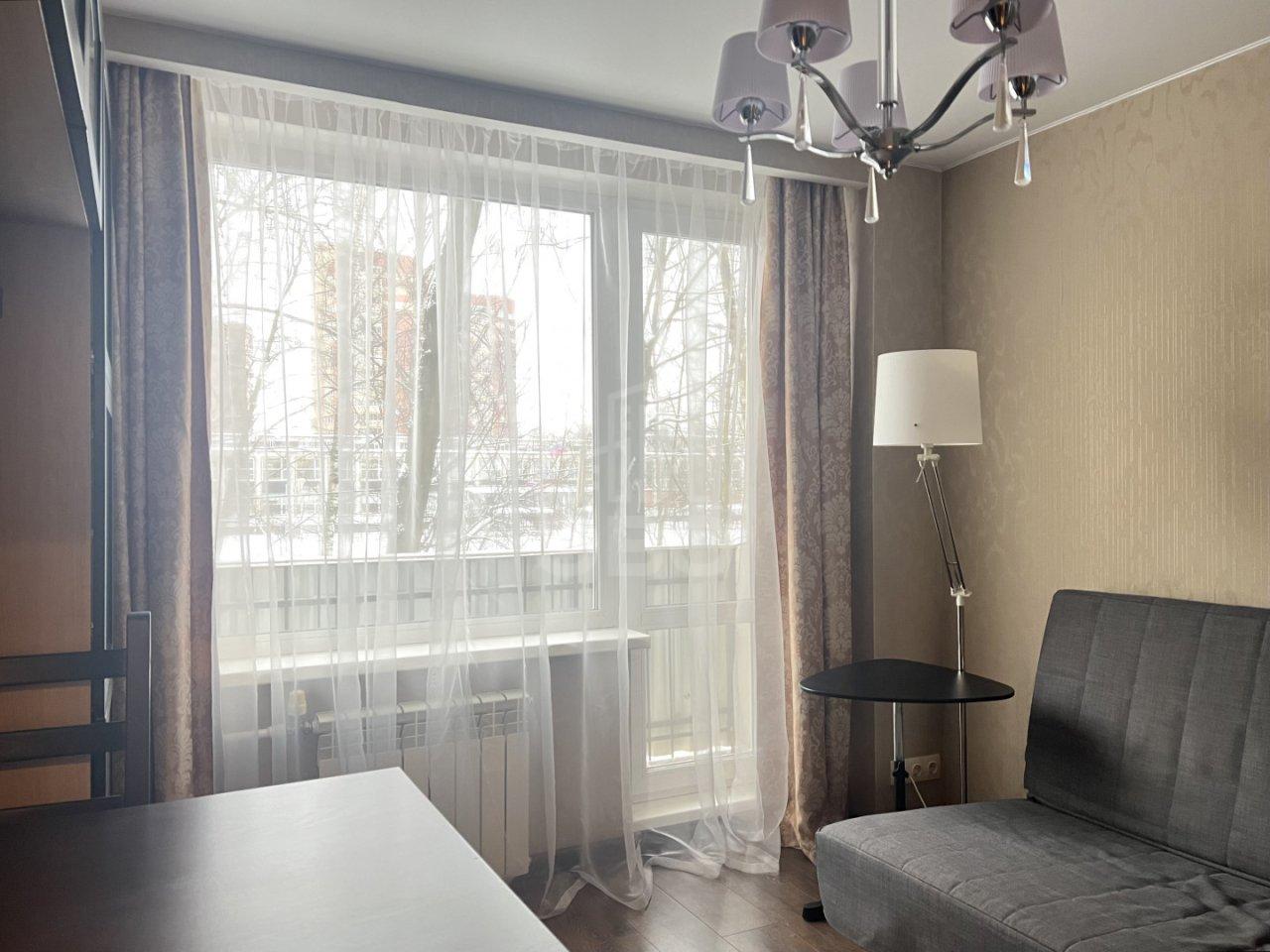 трехкомнатная квартира в Санкт-Петербурге по адресу: Космонавтов проспект, 68, к 2