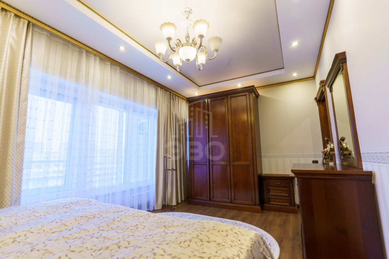 четырехкомнатная квартира в Санкт-Петербурге по адресу: Коломяжский проспект, 20, литера А