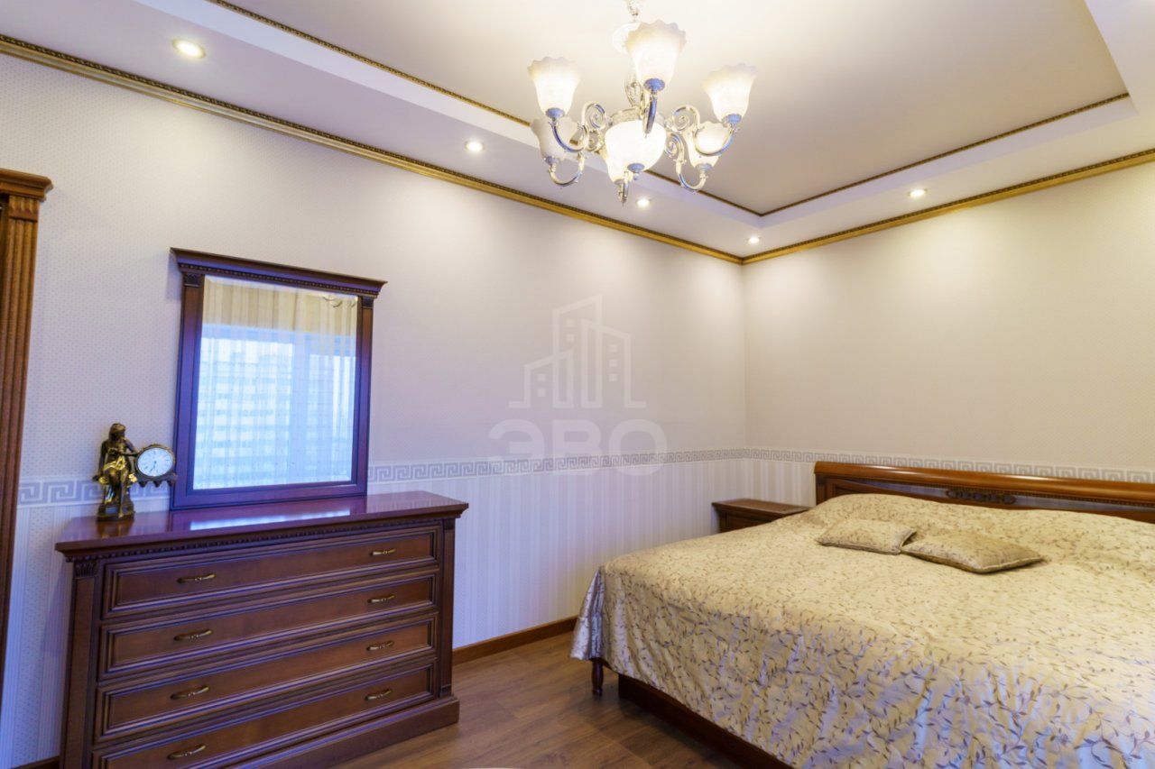 четырехкомнатная квартира в Санкт-Петербурге по адресу: Коломяжский проспект, 20, литера А