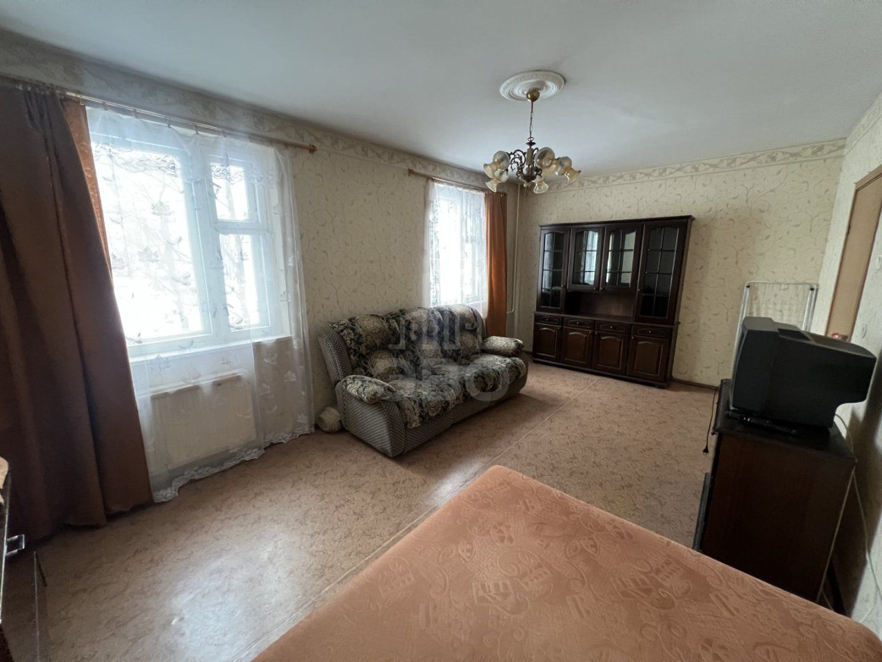 трехкомнатная квартира в Санкт-Петербурге по адресу: Камышовая ул., 14, литера А