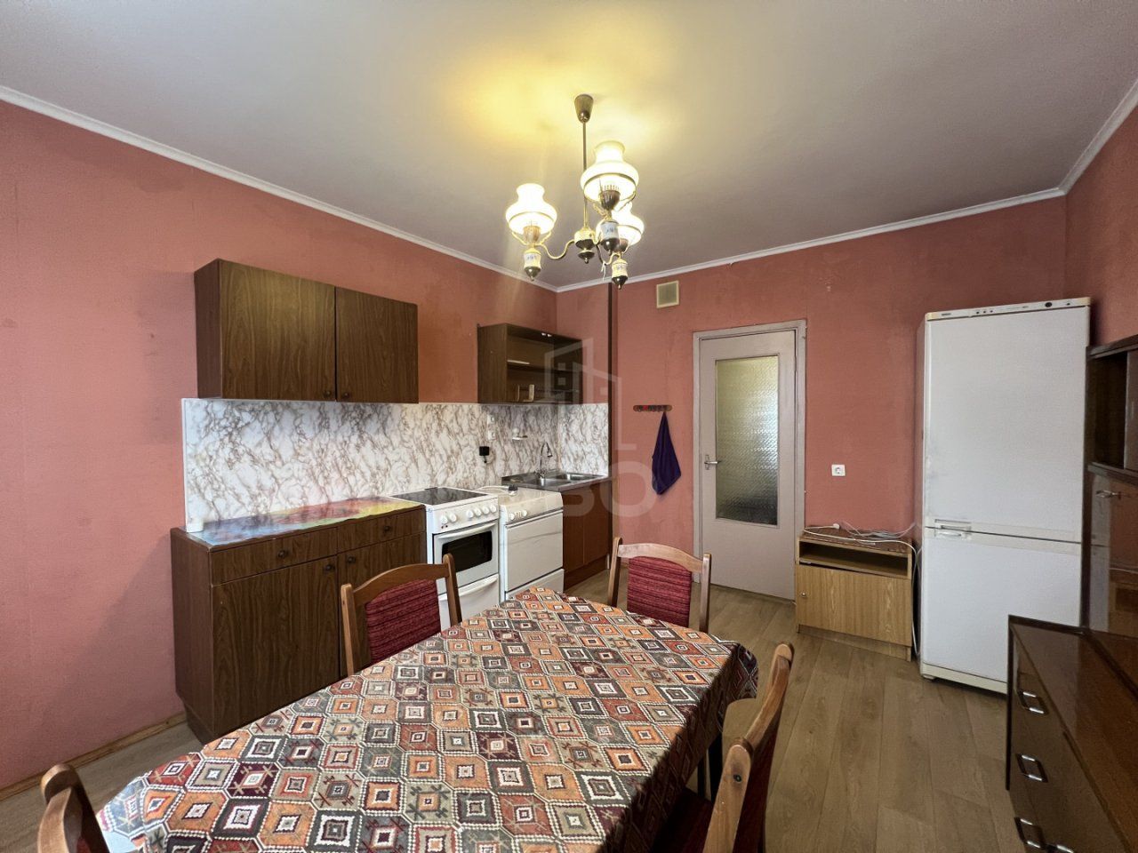 трехкомнатная квартира в Санкт-Петербурге по адресу: Камышовая ул., 14, литера А