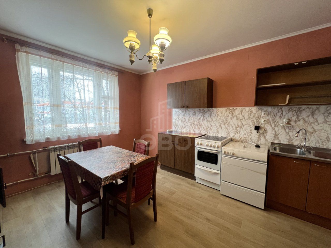 трехкомнатная квартира в Санкт-Петербурге по адресу: Камышовая ул., 14, литера А