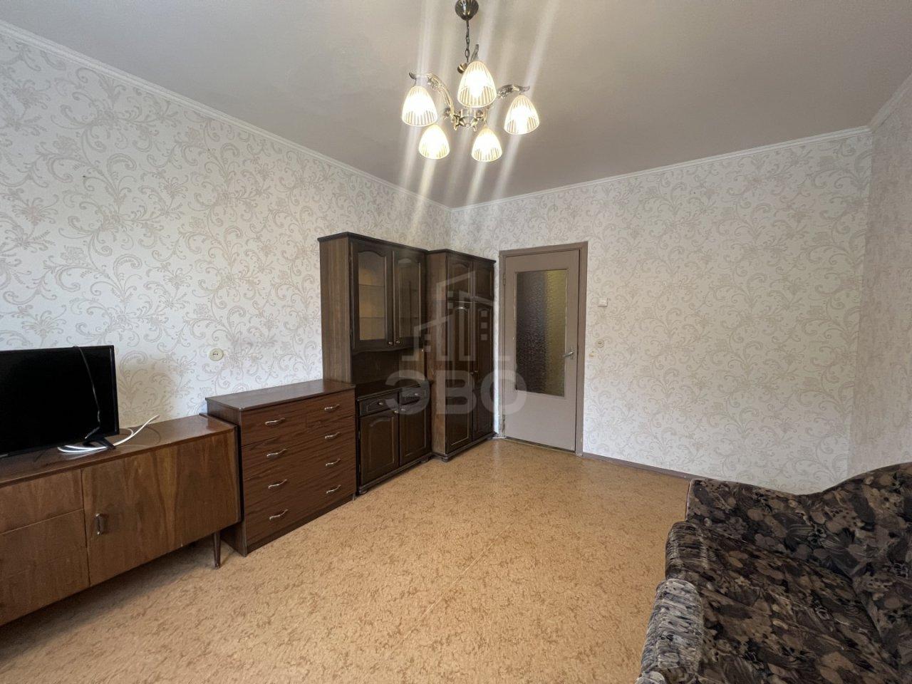 трехкомнатная квартира в Санкт-Петербурге по адресу: Камышовая ул., 14, литера А