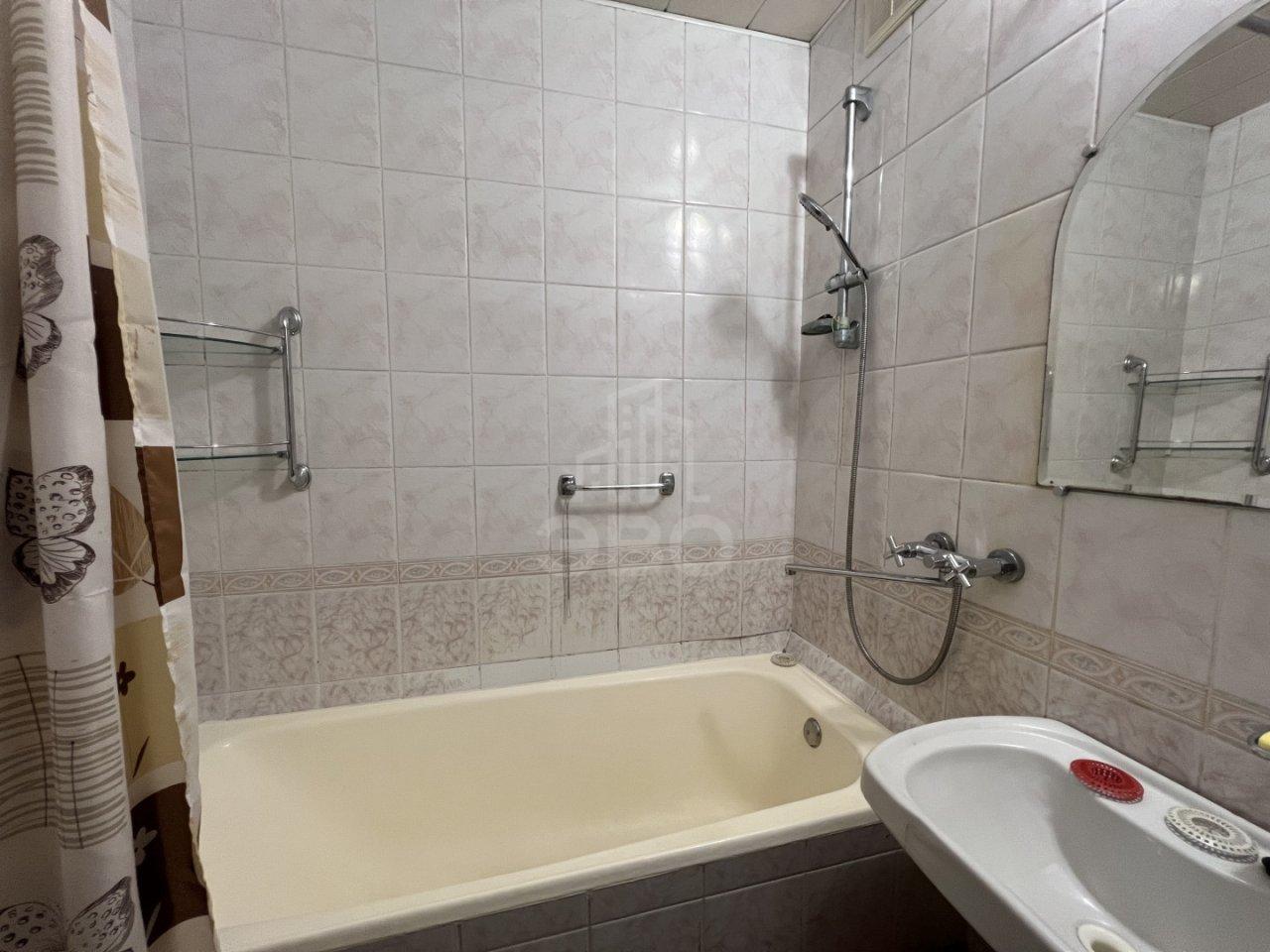 трехкомнатная квартира в Санкт-Петербурге по адресу: Камышовая ул., 14, литера А