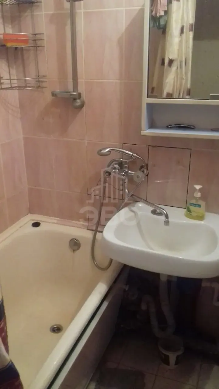 комната в Санкт-Петербурге по адресу: Тихорецкий пр-кт., 31, к.2