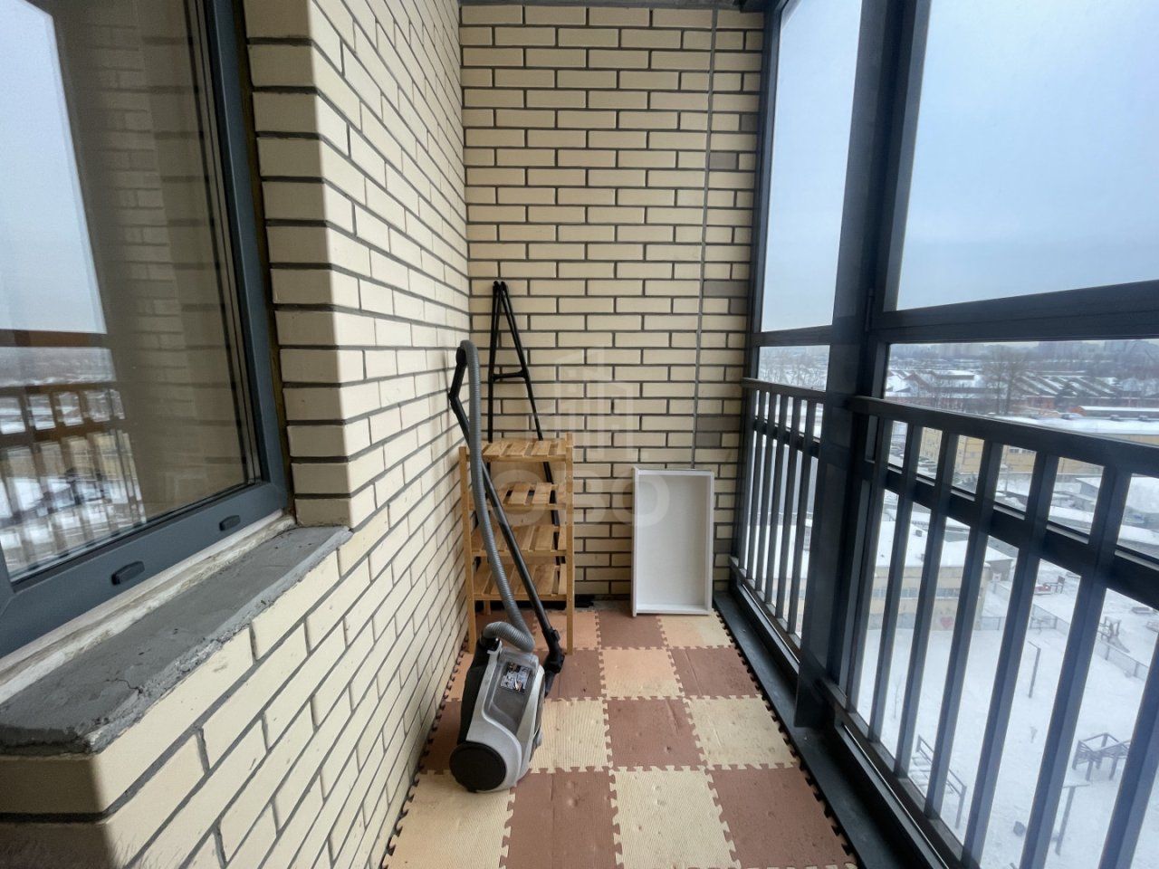 однокомнатная квартира в Санкт-Петербурге по адресу: Уездный проспект, 11, строение 1