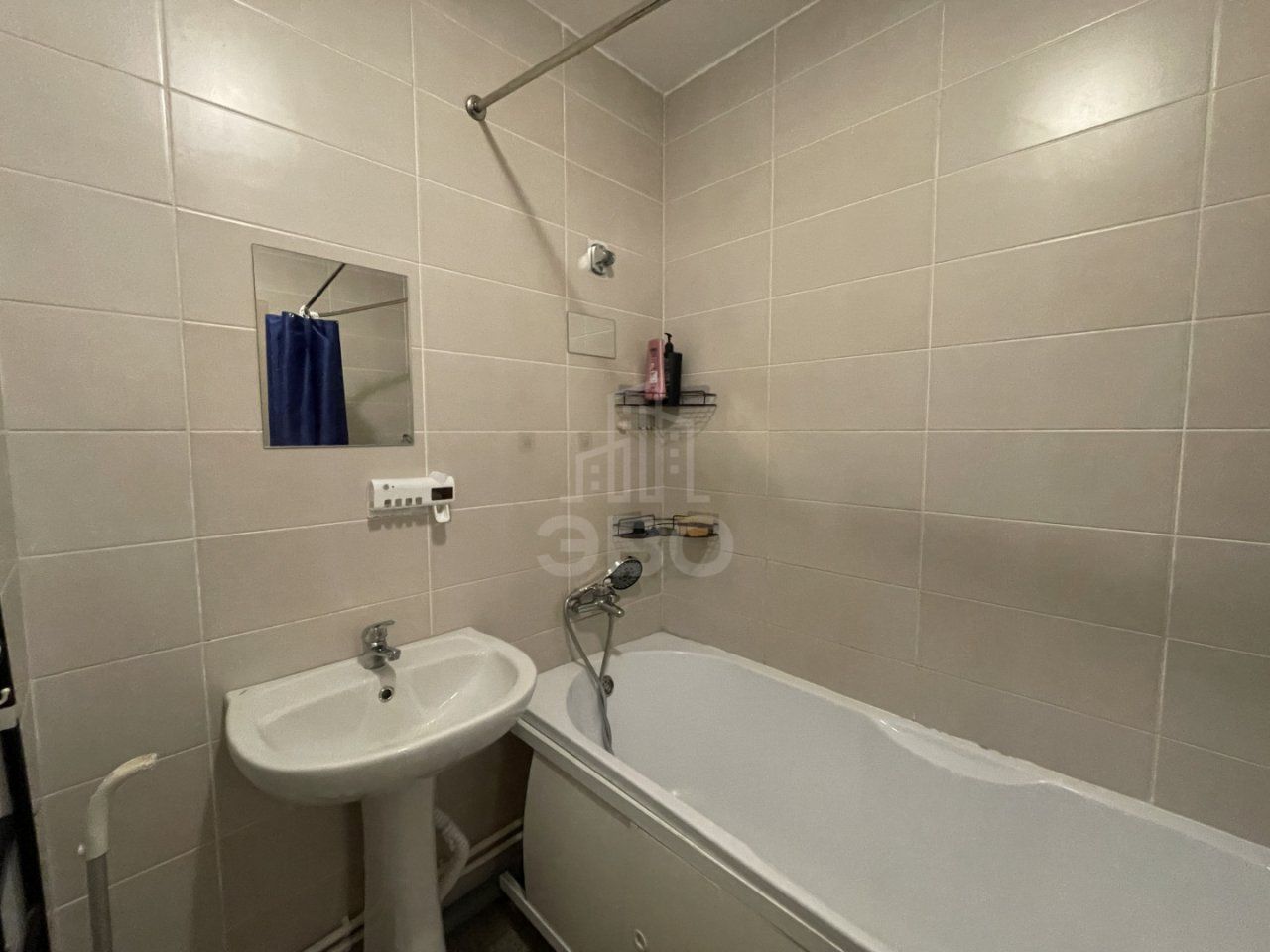 однокомнатная квартира в Санкт-Петербурге по адресу: Уездный проспект, 11, строение 1