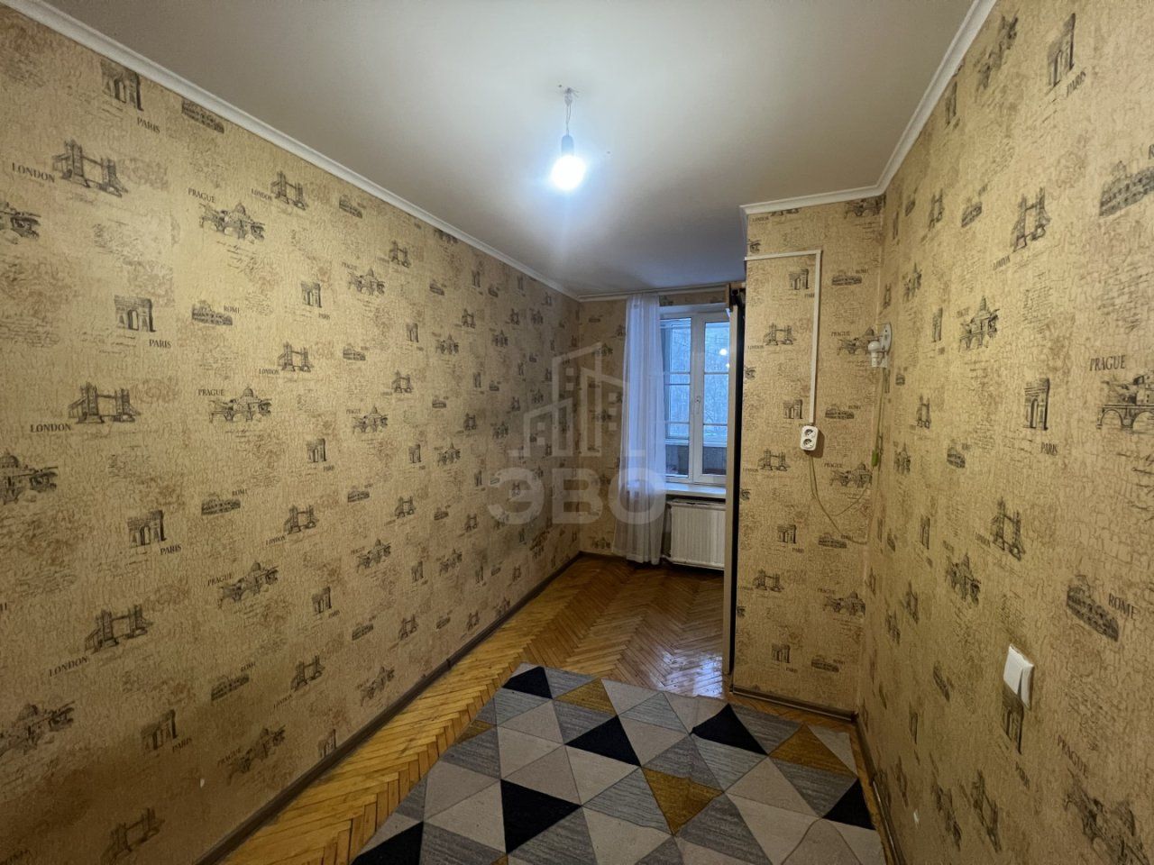 комната в Санкт-Петербурге по адресу: Ярослава Гашека ул., 4, к 3