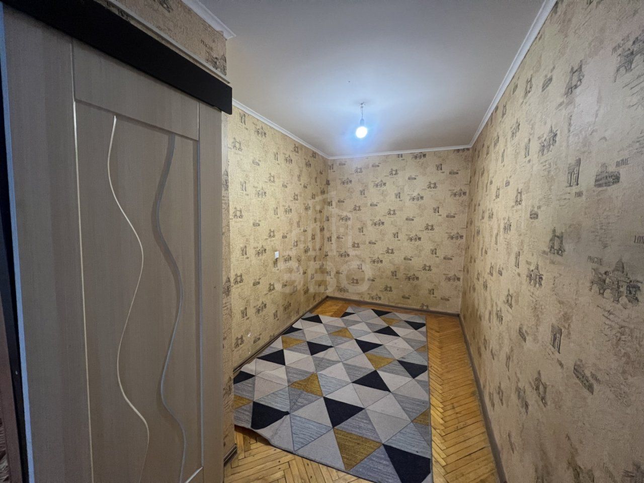 комната в Санкт-Петербурге по адресу: Ярослава Гашека ул., 4, к 3